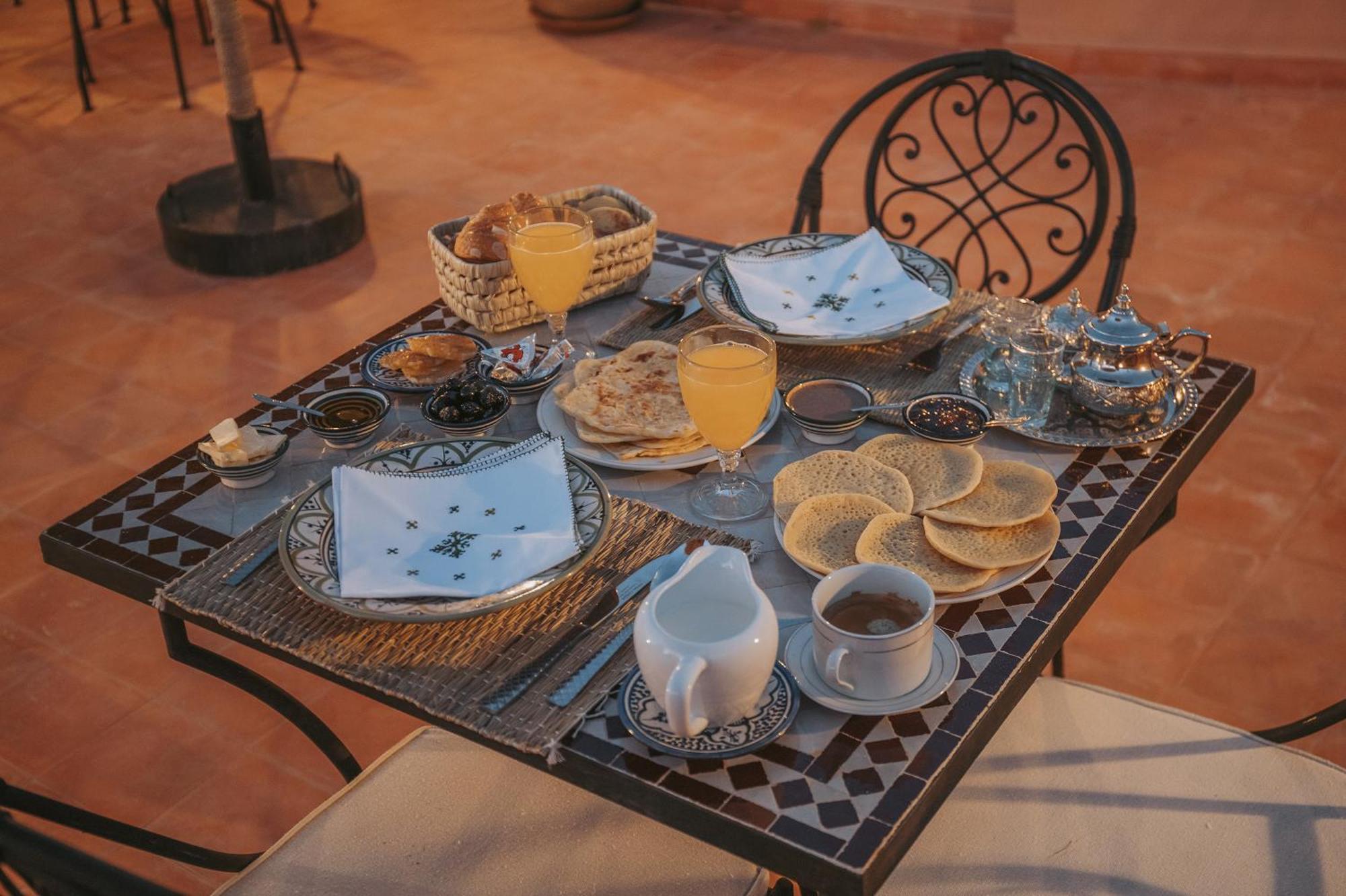 Riad L'Esprit Des Patios & Spa Marrakesh Exterior photo